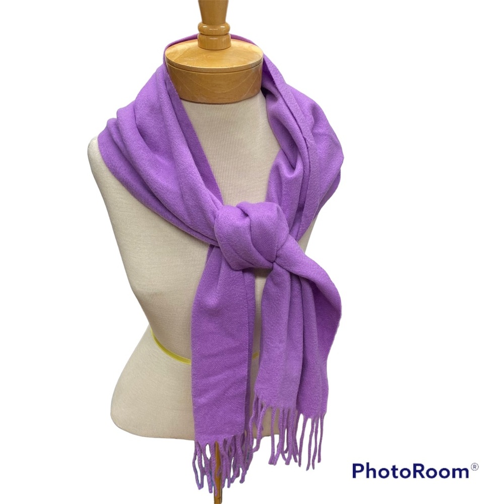 Laurant Bennet Milano Cashmere Scarf Casual Soft Purple 12" wide 60" long FLAW